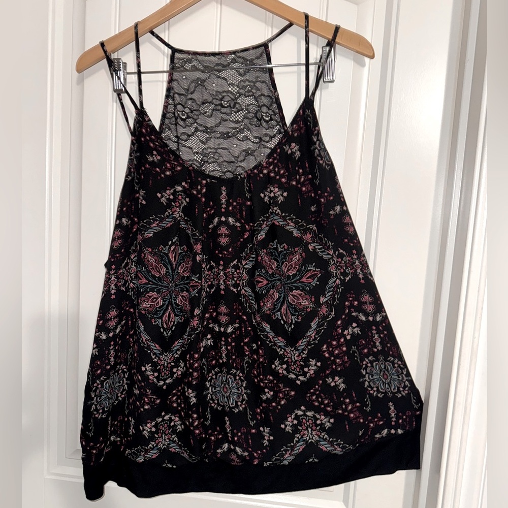 Double spaghetti strap tank with lace upper back